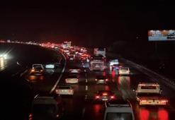 Bayram göçü başladı! Otoyolların kesişim noktasında trafik durdu
