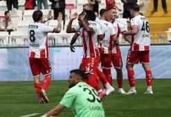 Sivasspor, Adana Demirspor'u ezdi geçti: 5-1
