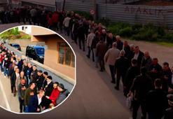 Bursa'da 65 yıllık miras! Tam 1 kilometrelik kuyruk, bu bayramda da görüntü değişmedi