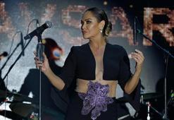 Hülya Avşar bayramda neden sahne almadığını açıkladı: Benim klostrofobim var!