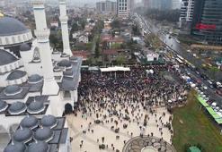 Binlerce vatandaş Volkan Konak'ın cenaze töreninde saf tuttu