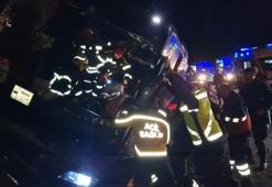 Portakal Çiçeği Karnavalı'ndan dönen otobüs kaza yaptı! 23 yaralı var