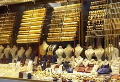Altında alım fırsatı başladı! Gram altın için yıl sonu hedefi değişti, yatırım yapan kazanacak