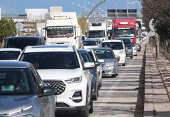 Bayram tatilinde Afyonkarahisar'dan 6 milyona yakın araç geçti