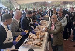 Kağıthane’de 3 ton balık ekmek dağıtıldı! Vatandaşlar horonla coştu