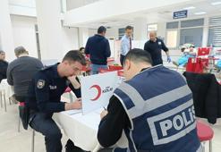 Edirne polisinden kan bağışına büyük destek