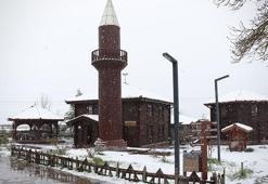 Nisan ayında sürpriz! Bazı illerde kar yağışı sürüyor