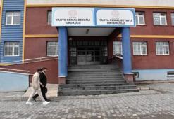 İki kardeş, bir derslik! Van'da aynı okulda öğretmenlik yapıyorlar
