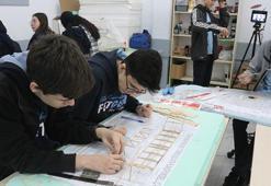 Malatyalı öğrenciler harıl harıl TEKNOFEST'e hazırlanıyor! 'Gelecekte Selçuk Bayraktar gibi insanlara öncü olmak istiyoruz'