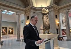 Yurt dışına kaçırılan Marcus Aurelius heykeli Türkiye'ye iade edildi