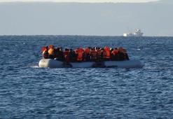 Ege Denizi'nde göçmenleri taşıyan teknenin batması sonucu 2 kişi hayatını kaybetti
