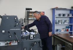 Önceden yaptığı iş aylar sürüyordu, teknolojiyle kolaylaştı! Ama o işini bırakamadı şimdi çalışan bulamıyor