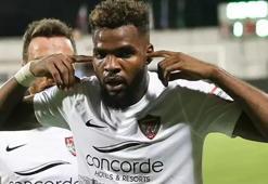 Süper Lig'in eski gol kralıydı! Aaron Boupendza feci şekilde can verdi