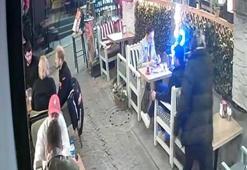 İstanbul'da akıl almaz saldırı kamerada: Adam eşinin yanında ensesinden vuruldu