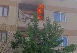 Söndürülmeyen sigara faciaya sebep olacaktı! Balkon küle döndü