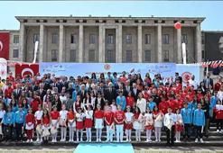 TBMM'de '7 Bölge 7 Eser 23 Nisan Konseri' düzenlendi