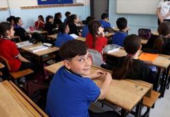 Okullar tatil mi? 24 Nisan Perşembe İstanbul'da okullar tatil oldu mu? Deprem sonrası yeni karar...