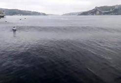 İstanbul Boğazı'nda deprem sonrası korkutan görüntü