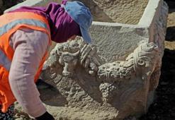 Dünyanın büyük mermer kentinde 2 bin yıllık hazine bulundu! Muğla'da heyecan yarattı: Girlandlı lahit gün yüzü gördü