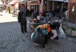 Eskiden ödeme olarak aldığı paraları günümüzde hurda olarak satıyor