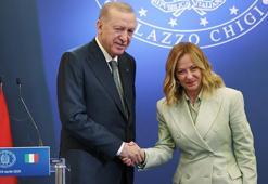 Cumhurbaşkanı Erdoğan İtalya'da: Ticaret hacmi hedefimizi 40 milyar dolar olarak belirledik