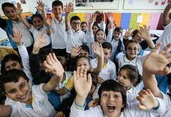 Öğrenciler müjdeli haber geldi! Okullar 3 gün tatil