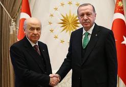 Cumhurbaşkanı Erdoğan, MHP lideri Bahçeli ile telefonda görüştü