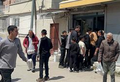 Hataylı dönerciden anlamlı kampanya! Her yıl babasının sevdiği döneri bedava dağıtıyor