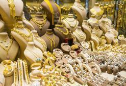 Altın gaza bastı, yükseliş hız kesmiyor! Yıl sonu tahmini güncellendi, gerilemeler alım fırsatı