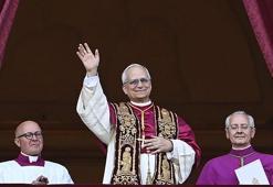 Bacadan beyaz duman yükseldi, yeni papa belli oldu! Papalık tarihinde bir ilk
