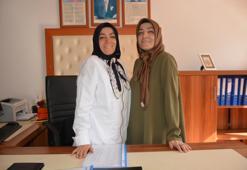 İlkokuldan beri birlikteler, şimdi aynı okulda öğrenci yetiştiriyorlar: Biri müdür yardımcısı, diğeri Arapça öğretmeni