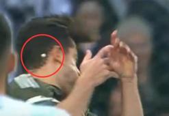 Adana'da sahada görüldü! Talihsiz olay taraftarı şaşkına çevirdi