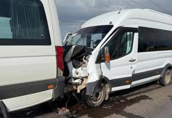 Şarlıurfa'da servis minibüsleri çarpıştı: 28 yaralı