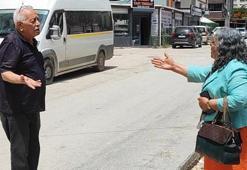 Adana'da belediye yolu yapmadı! Vatandaş muhtara tepki gösterdi