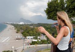 Rus turistten Türk polisine teşekkür! Fark edince hayatının şokunu yaşadı