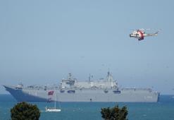 Samsun'da balıkçıların 19 Mayıs gösterisine TCG Anadolu da katıldı!