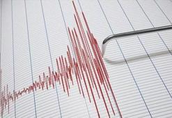 Ege, beşik gibi sallanıyor! Son 15 saatte 19 deprem