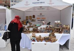Afyon'da her şeyin minyatürü var! Emeklilik onu sanatçı yaptı, görenleri hayran bırakıyor