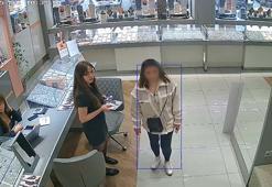 İstanbul'un kuyumcuları bu kadının peşinde! Sattığı altın sahte değil, eritilince gerçek ortaya çıktı