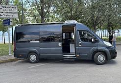 Bu minibüse binen girdiği gibi çıkamıyor! 2 bin lira vermeden kapı açılmıyor