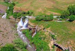 Erzincan- Bingöl sınırında! Ulaşım zor ama giden mest oluyor