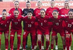 Yunanistan - Türkiye: 0-1! Milliler gruptan 3 puanla 3’üncü sırada çıktı