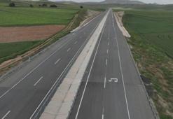 Yollarda resital devam ediyor! Bakan Uraloğlu açıkladı: Sırada Mehter Marşı var