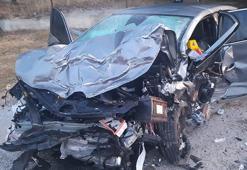 İzmir'de kafa kafaya facia: 5 kişi öldü, 2 kişi yaralandı