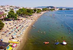 Erdek plajları bayramda doldu taştı