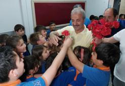 Samsun'da 45 yıllık öğretmen için uğurlama töreni düzenlendi