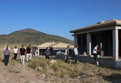 'Bakanlık köye sosyal konut yapacak' dedi, 25 köylüyü dolandırdı, sırra kadem bastı!