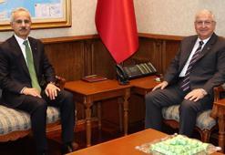 Bakan Yaşar Güler ve Bakan Abdulkadir Uraloğlu bir araya geldi