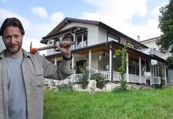 İstanbul'u terk edip köy hayatına kucak açtı! Şimdi kendi yaptığı evinde doğa ile iç içe bir yaşam sürüyor
