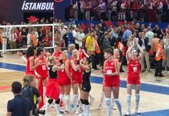 Filenin Sultanları Dominik Cumhuriyeti'ni set vermeden geçti